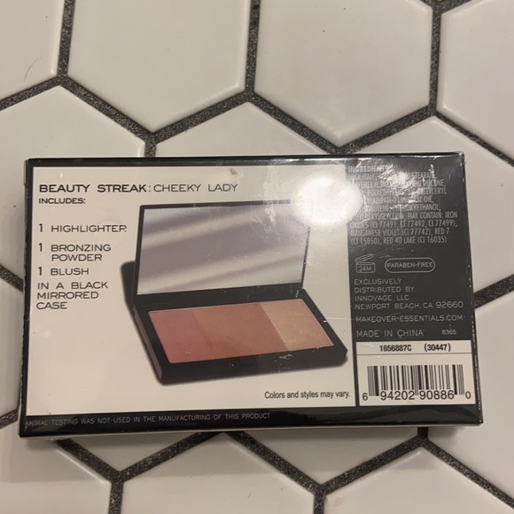 Bronzer/ Blush / Highlighter - Picture 2 of 3
